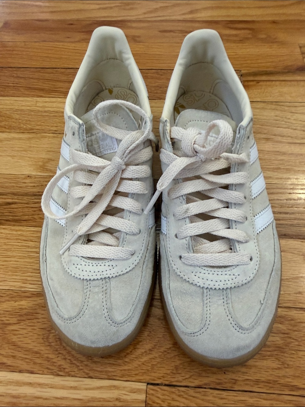 Women’s adidas spezial